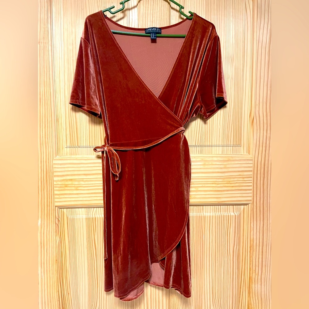 Forever 21 Rust Brown Velvet Tie Wrap Dress